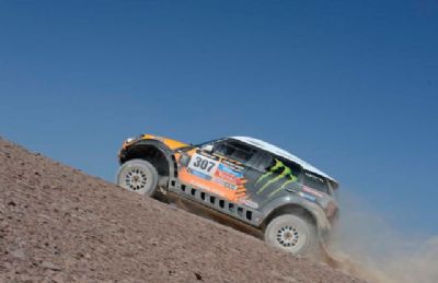 Dakar 2014: Orlando Terranova se impone en la etapa 11 y Nani Roma se recupera