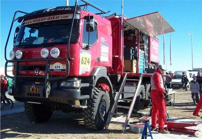 Policía francesa incauta 1,4 toneladas de cocaína en camión del Dakar proveniente de Chile