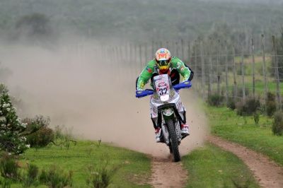 Los pilotos chilenos empiezan a prepararse para el Dakar 2015