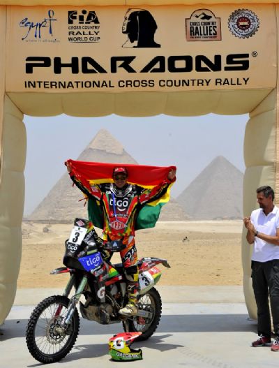Chavo Salvatierra ganador de punta a punta del Rally de los Faraones 2014