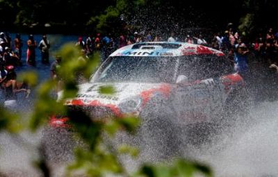 El Coyote Villagra participaría en el Dakar 2015 en una Ford Ranger