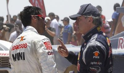 Nasser Al  Attiyah será piloto oficial Toyota para el próximo Dakar 2015