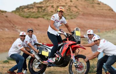 La española Laia Sanz correrá con Honda el Dakar 2015