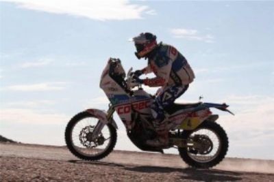 Dakar 2012: Doctores deciden retirar a Chaleco López del Dakar por un esguince en la rodilla derecha