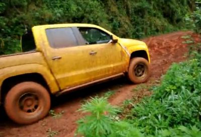 Probando la VW Amarok en el barro