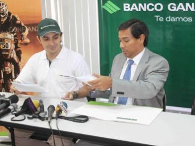 Chavo Salvatierra cerro con el Banco Ganadero por patrocinio para el Dakar 2013