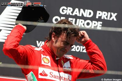 Épica victoria de Alonso en un podio de Campeones en el GP de Europa F1 2012