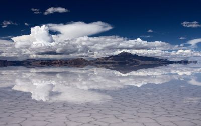Salar de Uyuni: El mayor espejo del mundo