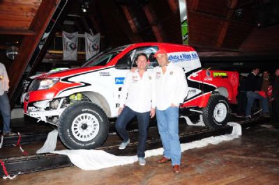 Presentaron el Neuquén Dakar Team en la Patagonia