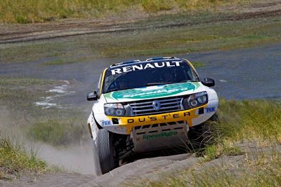 Las Duster camino al Dakar 2013